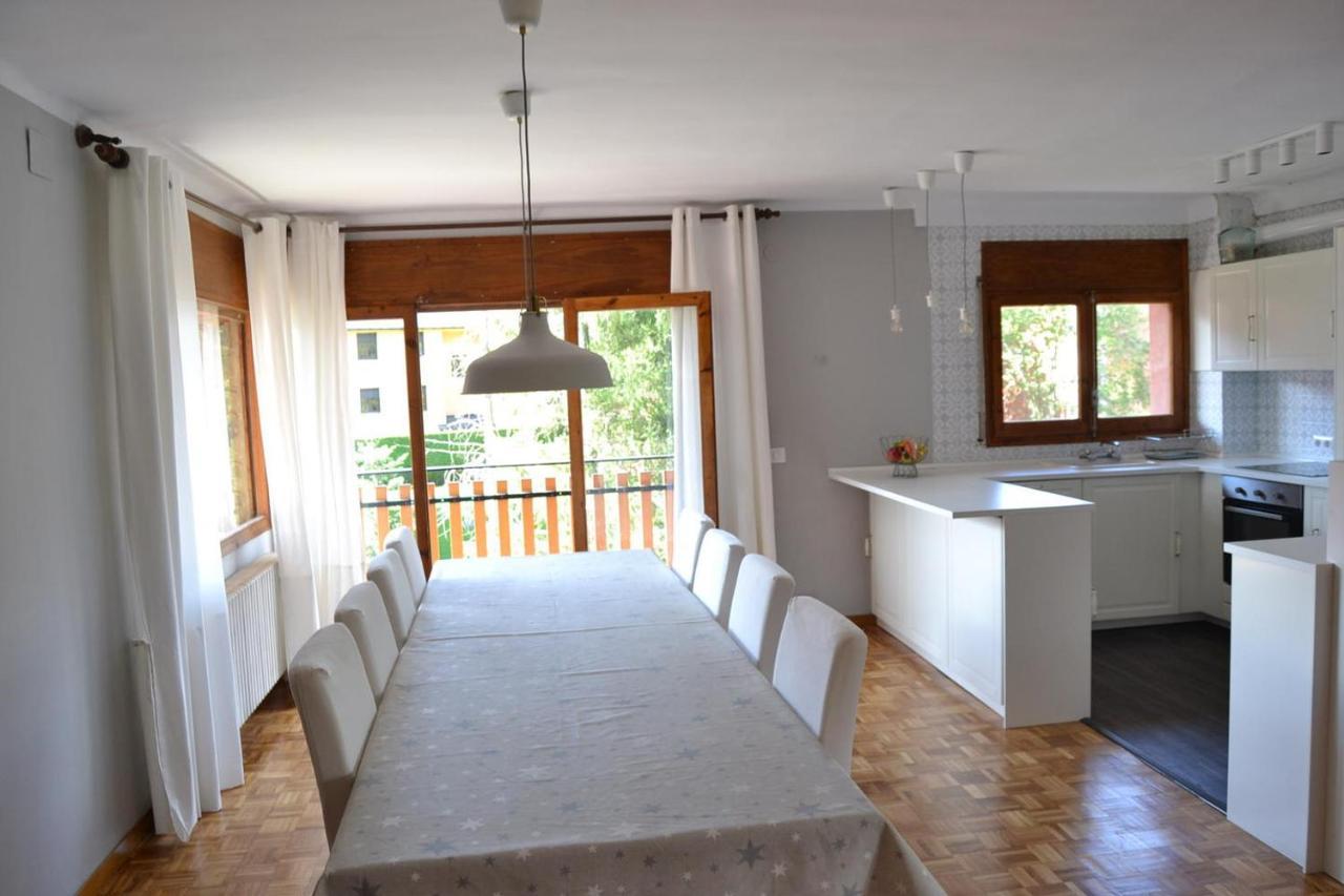 Amplio Apartamento Con Piscina En Llivia Exterior photo