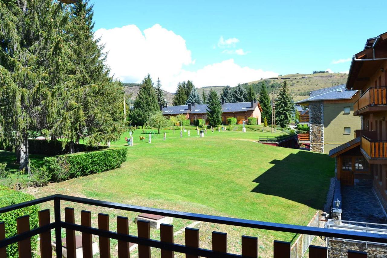 Amplio Apartamento Con Piscina En Llivia Exterior photo
