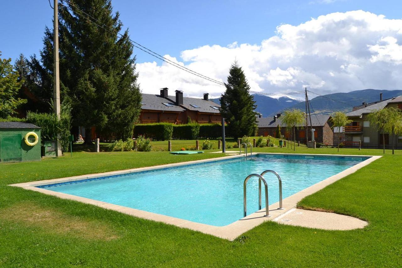 Amplio Apartamento Con Piscina En Llivia Exterior photo